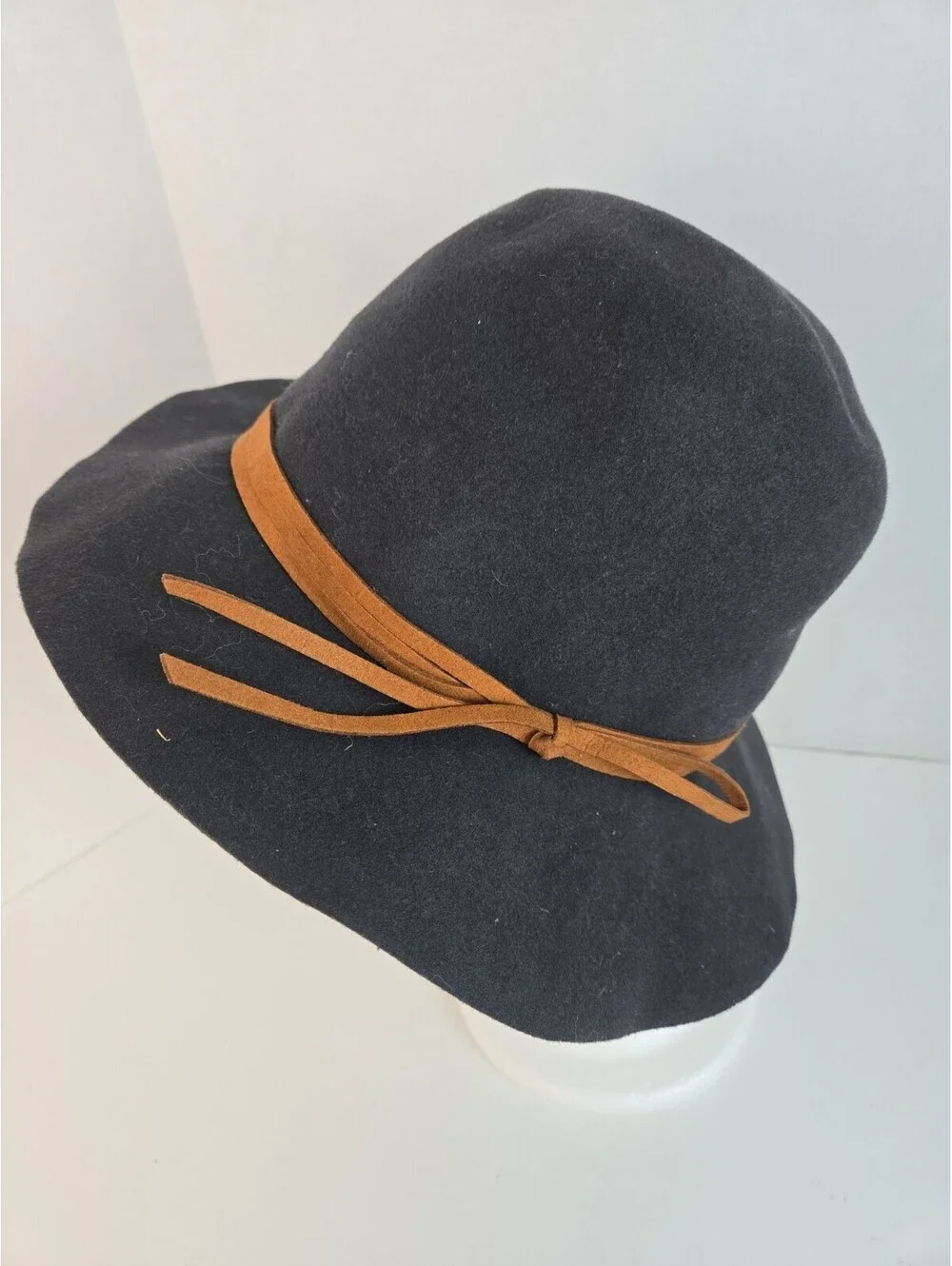 Hat Attack Wool Felt Fedora Hat Leather Band Wide Brim US Made Charcoal Gray